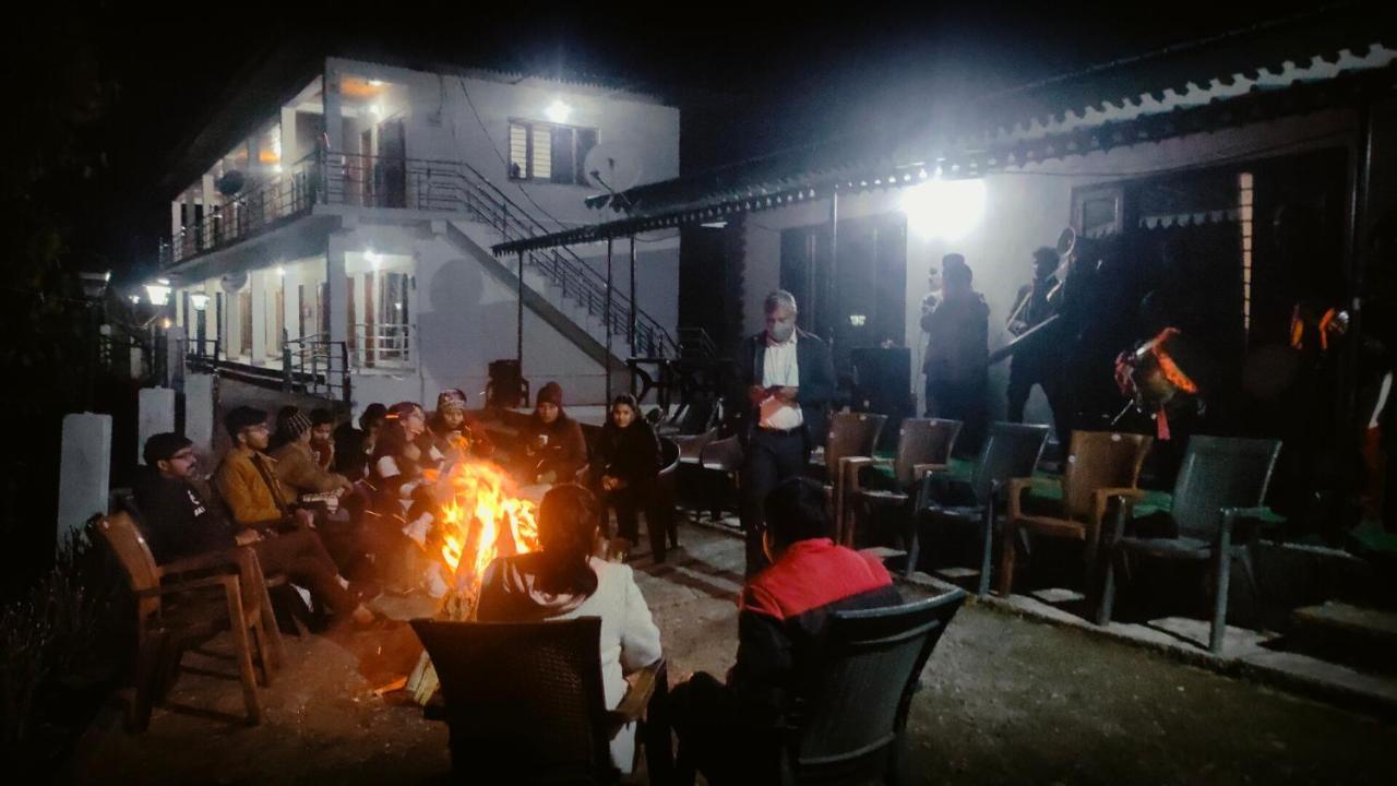 Babutaal Resort Chakrata Extérieur photo