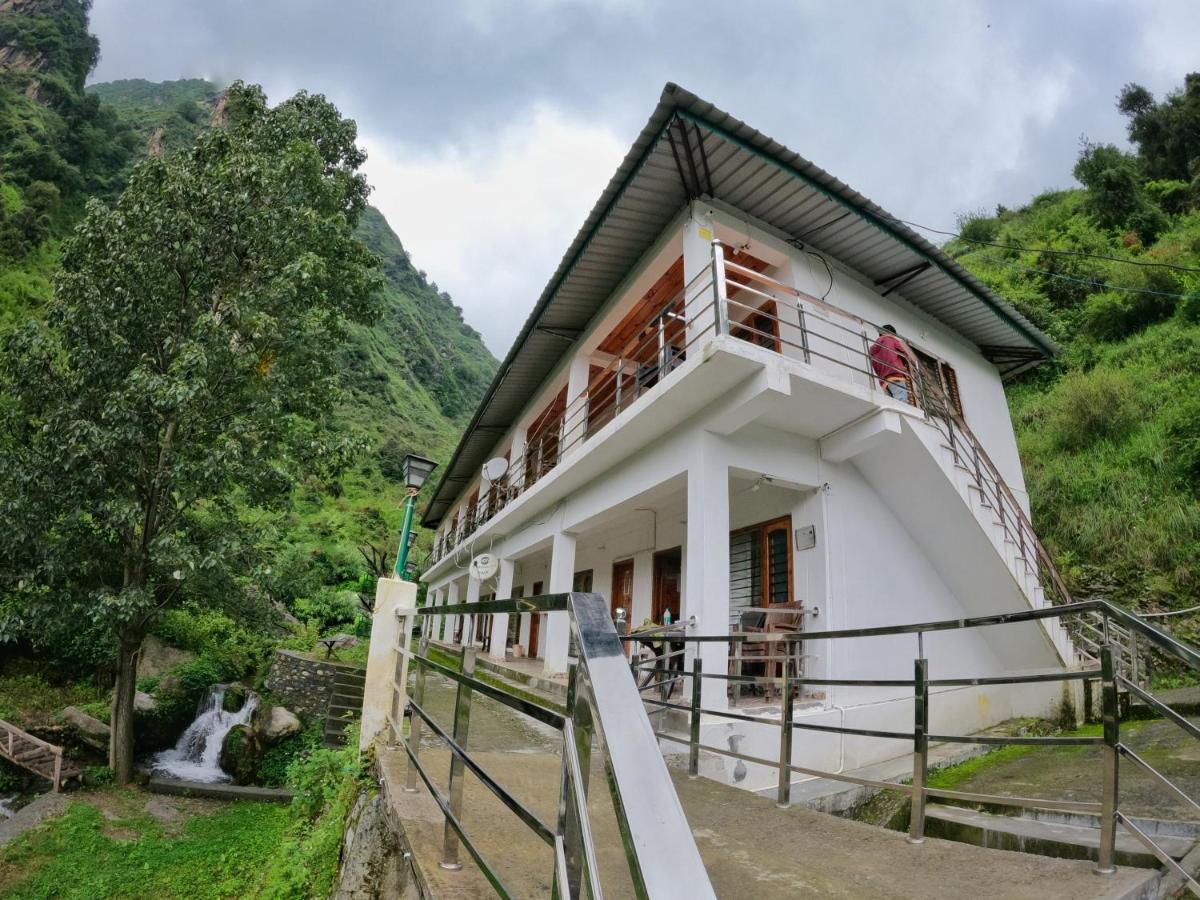 Babutaal Resort Chakrata Extérieur photo